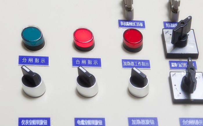 低壓柜內(nèi)的這些電氣原件紫電電氣_它們的作用，工作原理你都了解嗎